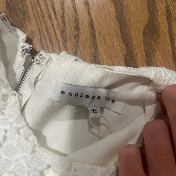Brand new white lace dress. size xs
endless rose - Picture 3 of 4